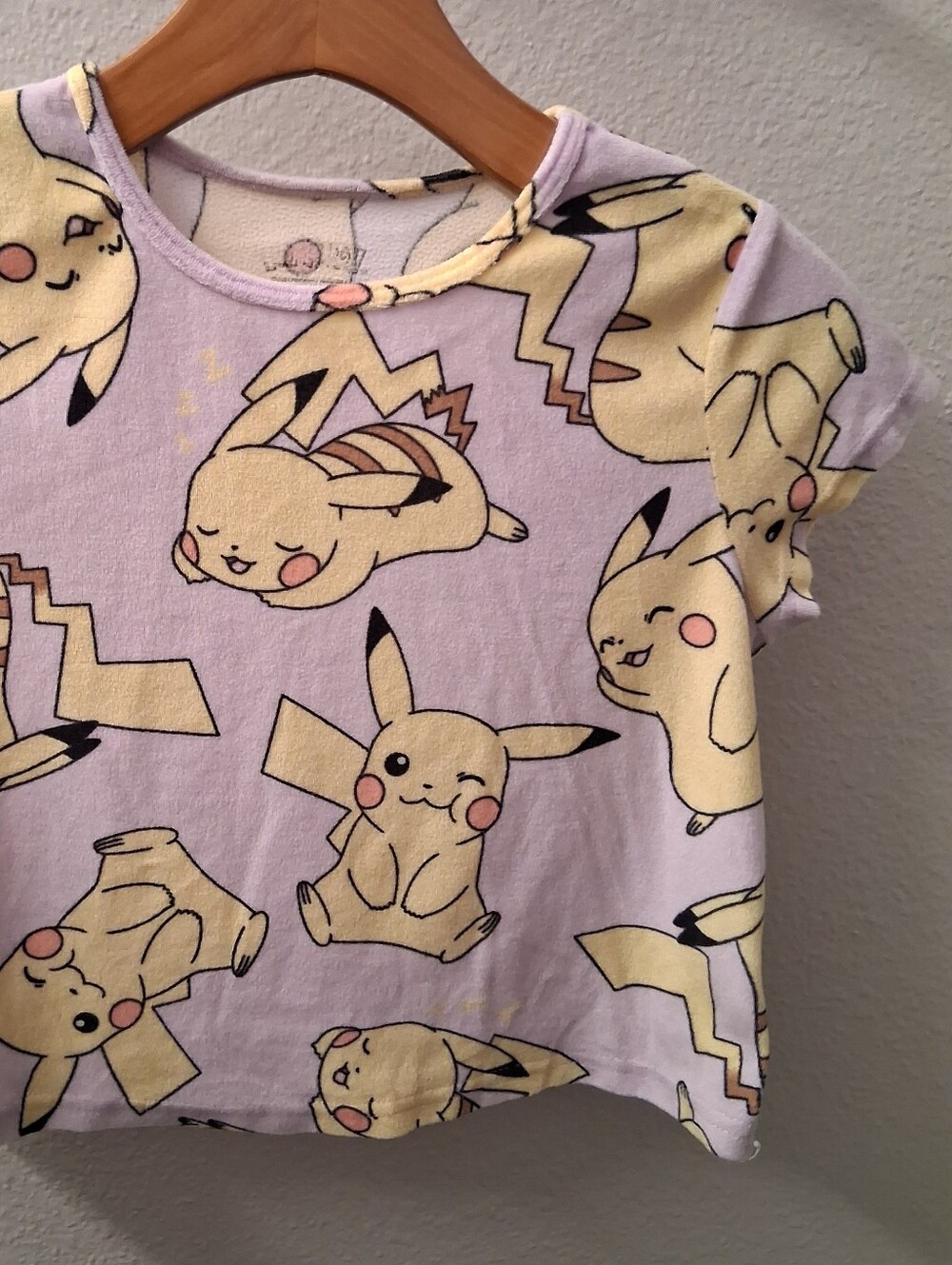 Girls Pikachu Sleep Shirt Medium